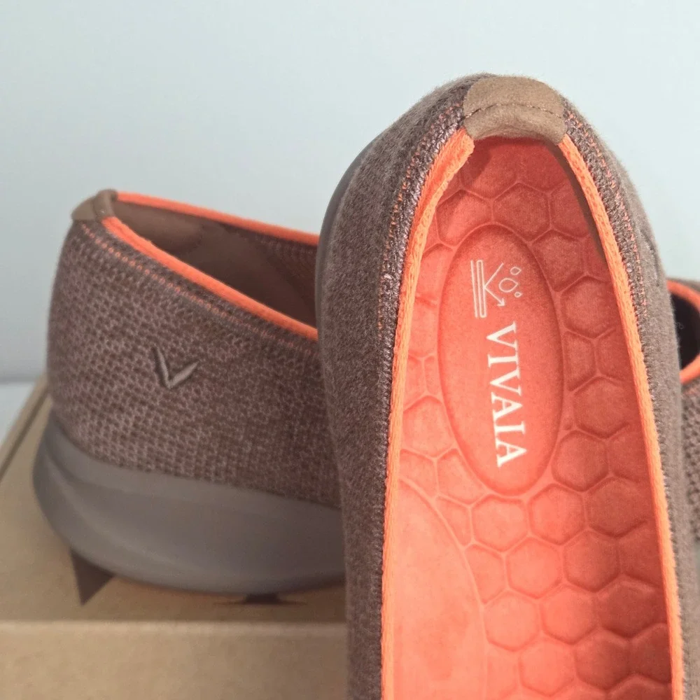 VIVAIA Izabel Coffee Orange Wool Water Repellent Flats Womens US 8.5 EU 39.5